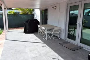 750 SW 97th Ct Cir, Miami, FL 33174 - Photo 1