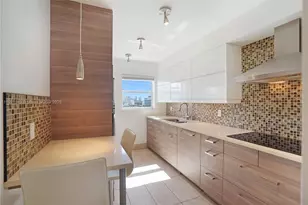 245 18th St, Miami Beach, FL 33139 - Photo 23