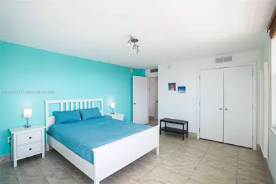 245 18th St #902, Miami Beach, FL 33139 - Photo 31