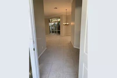 2518 Bay Pointe Ct, Weston, FL 33327 - Photo 7