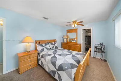 7831 NW 46th Ct, Lauderhill, FL 33351 - Photo 17