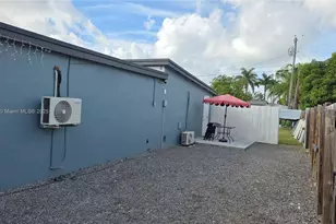 30232 SW 172nd Ave, Homestead, FL 33030 - Photo 7