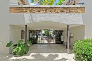 1605 Lenox Ave., Miami Beach, FL 33139 - Photo 27