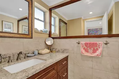 330 SE 2nd St #404E, Hallandale Beach, FL 33009 - Photo 33