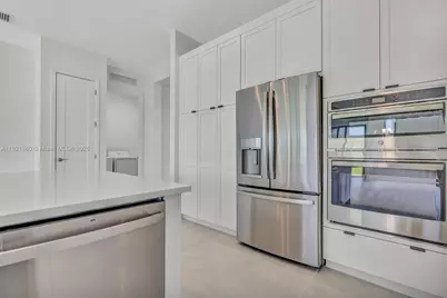 8286 Fishers Island Way, Boca Raton, FL 33434 - Photo 9