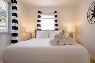 2160 NW 18th Terrace, Miami, FL 33125 - Photo 11