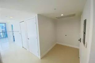 475 Brickell Ave, Miami, FL 33131 - Photo 17