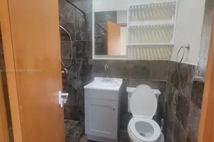 7400 Harding Ave, Miami Beach, FL 33141 - Photo 19