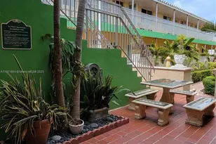7400 Harding Ave, Miami Beach, FL 33141 - Photo 27