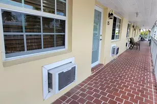 7400 Harding Ave, Miami Beach, FL 33141 - Photo 23