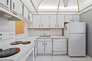 3140 Holiday Springs Blvd, Margate, FL 33063 - Photo 19