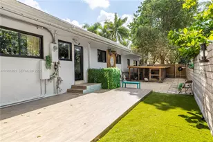 301 NE 115th St, Miami, FL 33161 - Photo 43