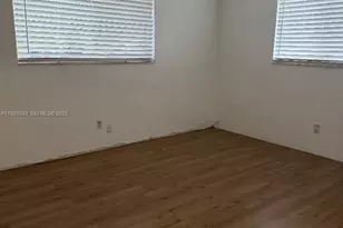 640 N 71st Terrace, Hollywood, FL 33024 - Photo 9