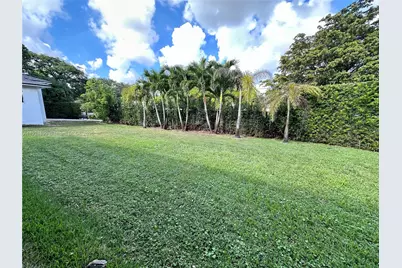 14890 NE 10th Ave #1, Miami, FL 33161 - Photo 17