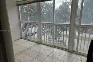 1000 SW 128th Terrace, Pembroke Pines, FL 33027 - Photo 3