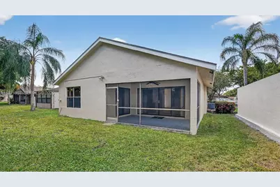 2540 Calamondin Cir, Coconut Creek, FL 33063 - Photo 31