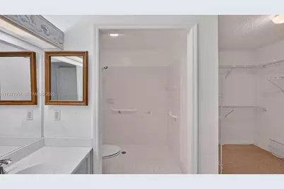 2540 Calamondin Cir, Coconut Creek, FL 33063 - Photo 19