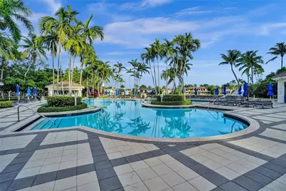 21200 The Point #403, Aventura, FL 33180 - Photo 75