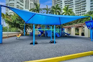 21200 The Point, Aventura, FL 33180 - Photo 81