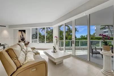 21200 The Point #403, Aventura, FL 33180 - Photo 31