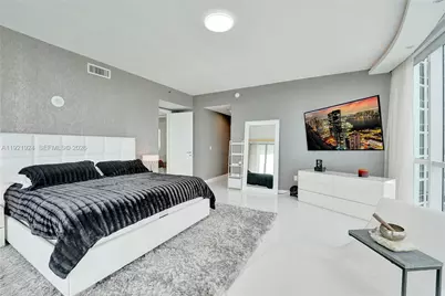 15811 Collins Ave #1601, Sunny Isles Beach, FL 33160 - Photo 23