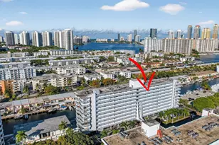 3703 NE 166th St, North Miami Beach, FL 33160 - Photo 29