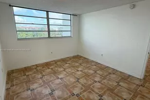 7850 Byron Ave, Miami Beach, FL 33141 - Photo 21