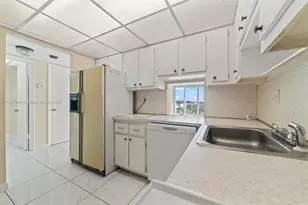 16710 NE 9th Ave, North Miami Beach, FL 33162 - Photo 9