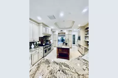 709 Isle Of Palms Dr, Fort Lauderdale, FL 33301 - Photo 9