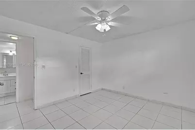 8940 S Hollybrook Blvd #109, Pembroke Pines, FL 33025 - Photo 19