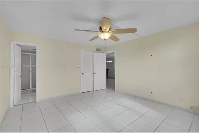 8940 S Hollybrook Blvd #109, Pembroke Pines, FL 33025 - Photo 25