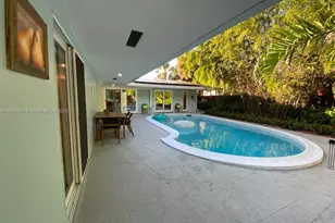 204 SW 19th Ave, Fort Lauderdale, FL 33312 - Photo 9