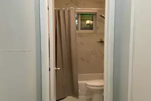 204 SW 19th Ave, Fort Lauderdale, FL 33312 - Photo 23