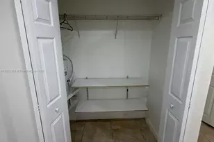 830 SW 6th St, Hallandale Beach, FL 33009 - Photo 7