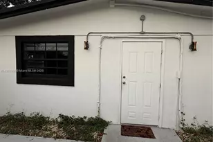 830 SW 6th St, Hallandale Beach, FL 33009 - Photo 11