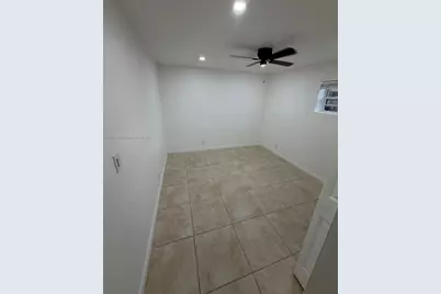 830 SW 6th St #B, Hallandale Beach, FL 33009 - Photo 5