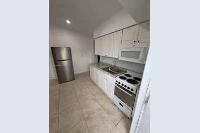 830 SW 6th St #B, Hallandale Beach, FL 33009 - Photo 1