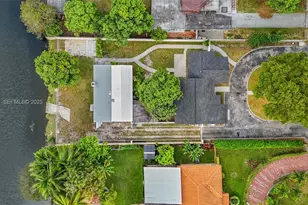 201 S Biscayne River Dr, Miami, FL 33169 - Photo 37