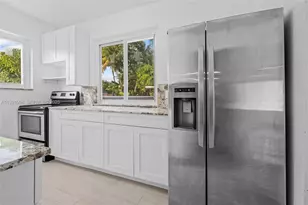 201 S Biscayne River Dr, Miami, FL 33169 - Photo 15