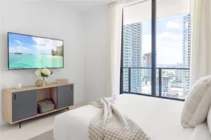 159 NE 6th St, Miami, FL 33132 - Photo 21