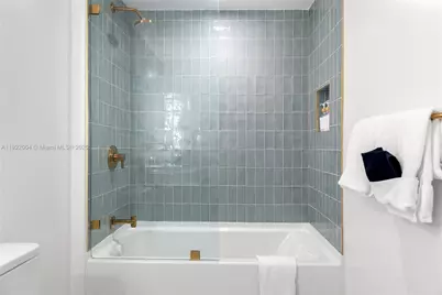 159 NE 6th St #3002, Miami, FL 33132 - Photo 25