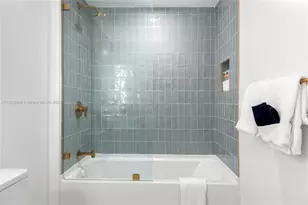 159 NE 6th St, Miami, FL 33132 - Photo 25