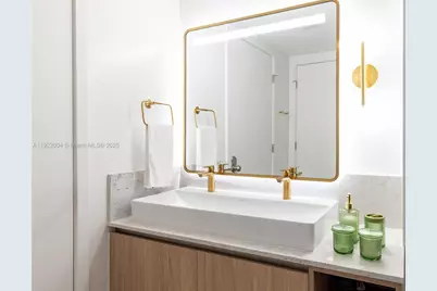 159 NE 6th St #3002, Miami, FL 33132 - Photo 37