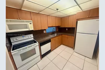 8760 SW 133rd Ave Rd #210, Miami, FL 33183 - Photo 3