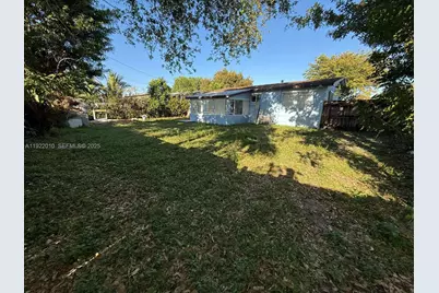 2340 Jamaica Dr, Miramar, FL 33023 - Photo 5