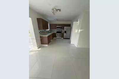 2340 Jamaica Dr, Miramar, FL 33023 - Photo 15