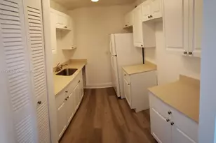 [Address not provided], North Miami, FL 33161 - Photo 5