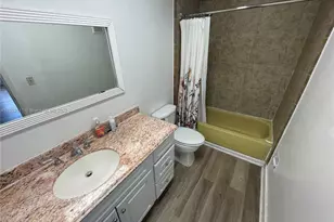 [Address not provided], North Miami, FL 33161 - Photo 19