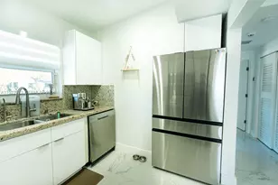 5200 SW 114th Ct, Miami, FL 33165 - Photo 11