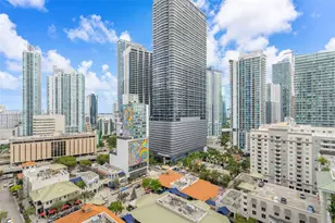 55 SW 9th St, Miami, FL 33130 - Photo 17